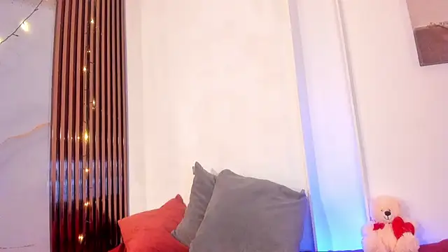 SaraApril_1's Live XXX Chat