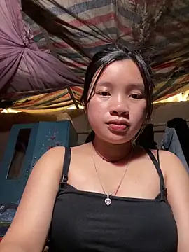 beobeo_2xx's Live XXX Chat