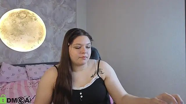 Chat XXX en directo de Evelyne_Loo