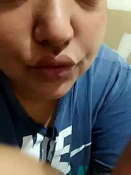 69_less Chat XXX live