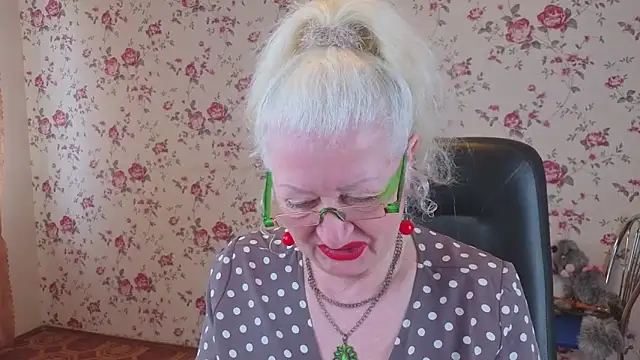 Maya_Mayflower: απευθείας συνομιλ ία ΧΧΧ