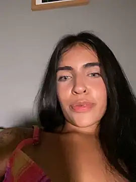 DaphneUwu Chat XXX in diretta