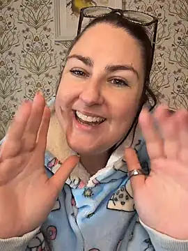 Lacey-BBW live XXX chat