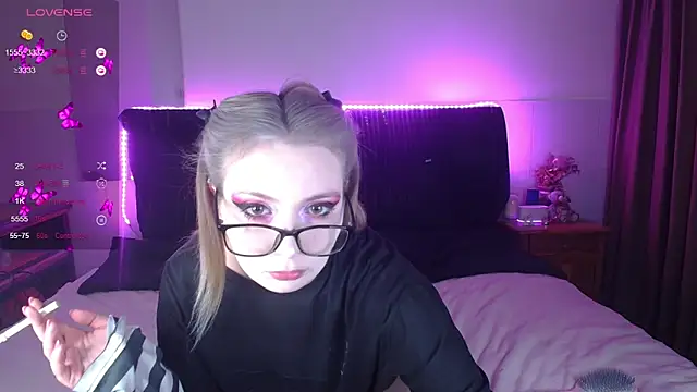 ammyska Chat XXX live