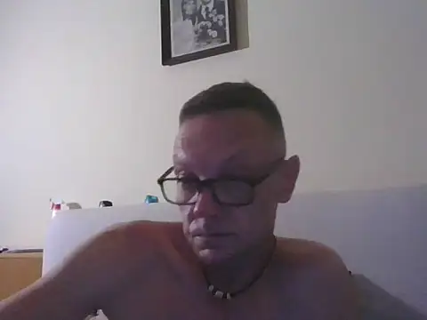 XXX chat uživo modela cukye