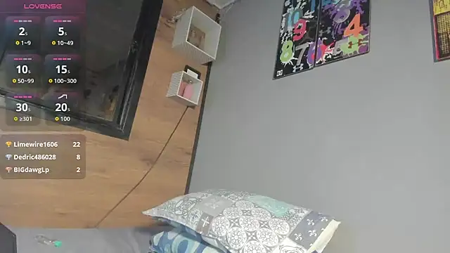 XXX chat uživo modela Enzoo98_