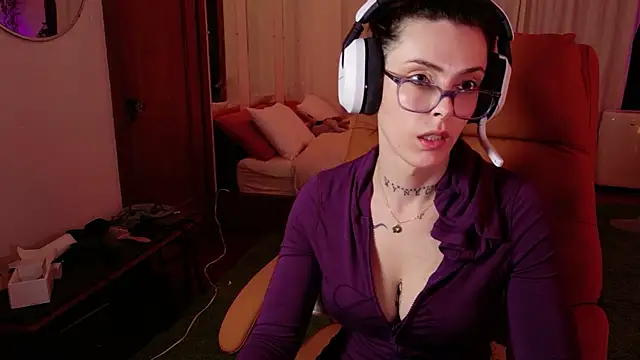 GennaJames' Webcam Show