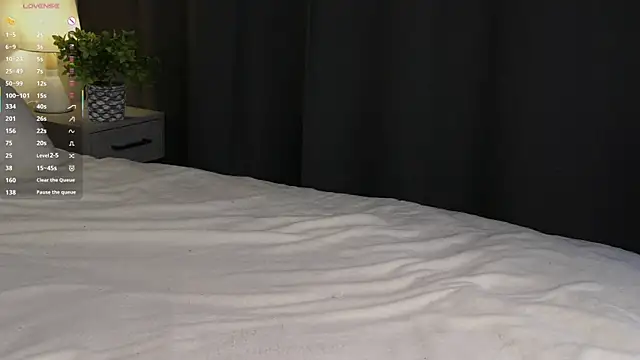 Chat +18 de LettySlovacek ao vivo