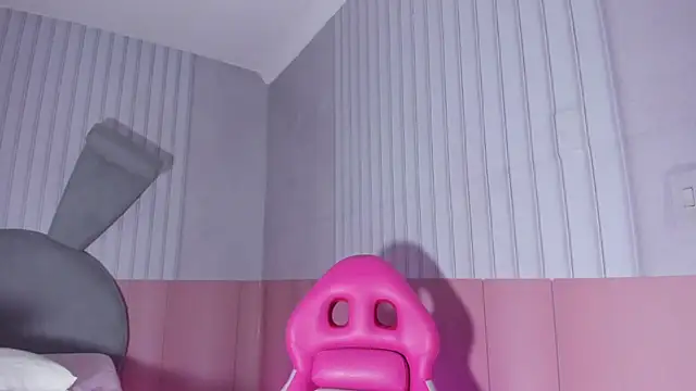 Kendall_curves Obrolan Langsung XXX