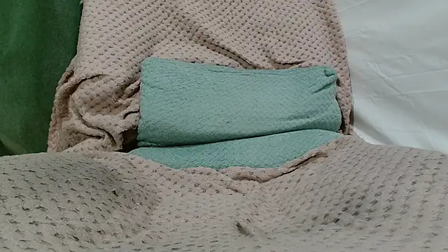 Chat XXX en directo de Luckyalice_4u