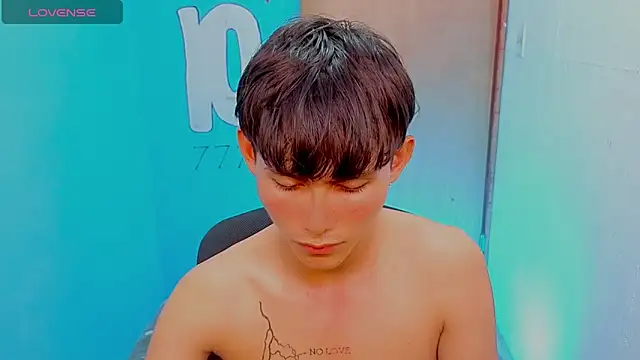 Chat XXX en directo de tanjiro_cute