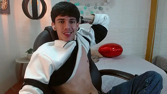 AmethystShadow17 Show Webcam