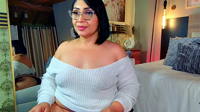 Czat XXX na żywo – Madissononee