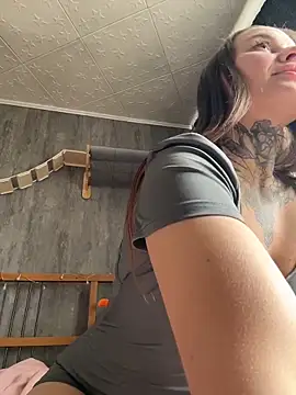 Chat XXX ao vivo de KishaMur