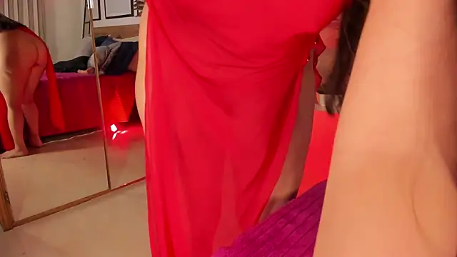 MiaKay1's Live XXX Chat