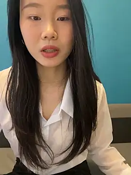 ZHJKS9988's Live XXX Chat