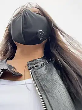 Carlin-yiyi 网络视讯表演