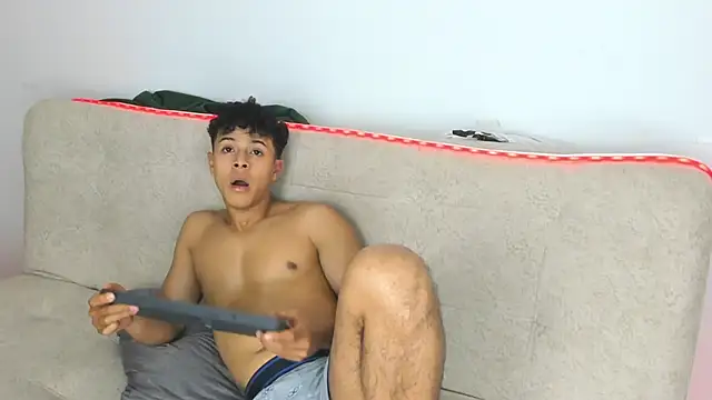 _Alex_Colton 即時 XXX 聊天