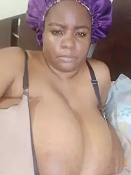 bigtitssxx Live XXX-Chat