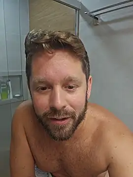 Chat XXX en directo de RipMyUnderwear