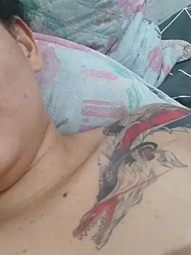 girl_tits' Live XXX Chat