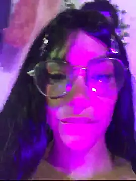 Luna-Chann Chat XXX in diretta