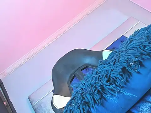 Pokazy przed kamerką – Ruby_rosie