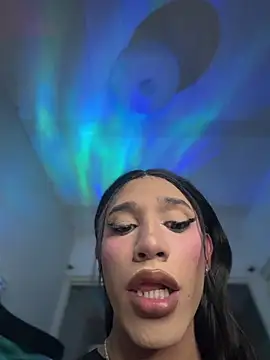 Emaa- Obrolan Langsung XXX