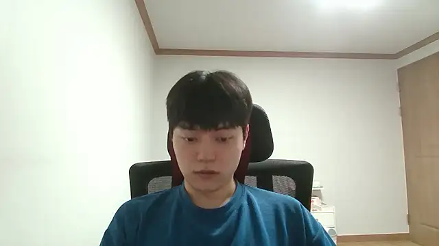 dhwisydy webkamerás műsora