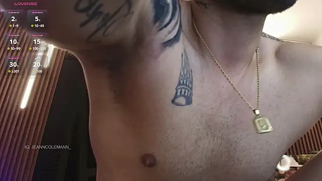 Pokazy przed kamerką – JeanColleman