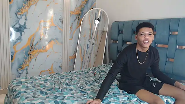 XXX chat uživo modela PRETTY_FEM