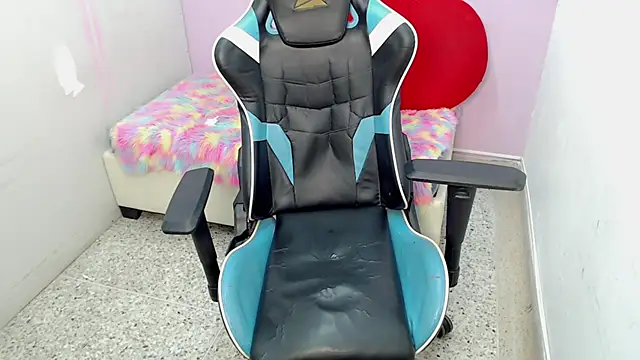 XXX chat uživo modela Yei_lee_