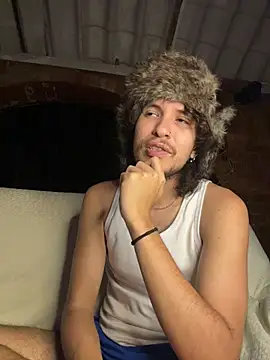 Czat XXX na żywo – Luxx_14