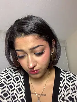 Chat XXX ao vivo de LilithMonette