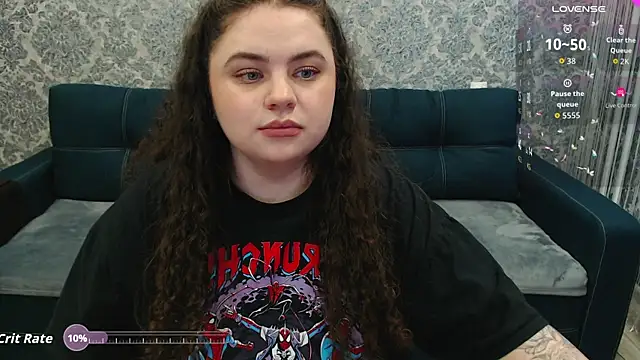 LunaRoub's Live XXX Chat