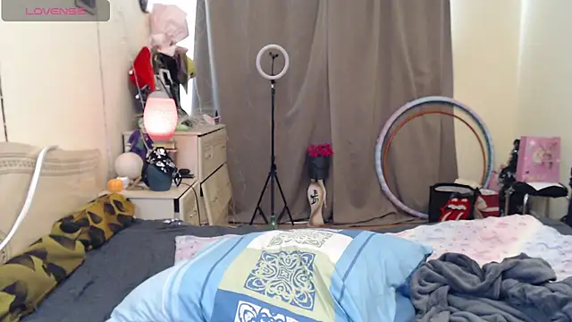 Chat XXX en directo de BLACKPeonyy