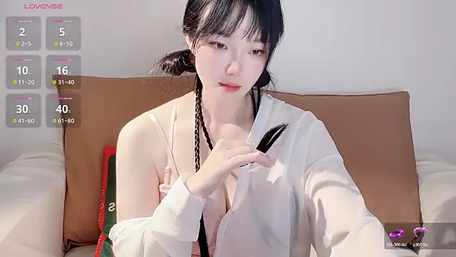 upoo7lt's Live XXX Chat