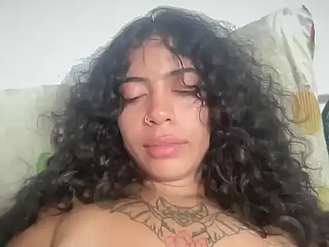 Chat XXX ao vivo de Antonia-bloom