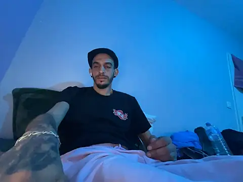 Rebeu313 webkamerás műsora