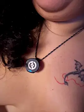 دردشة VanesssaMilf_ الجنسية المباشرة