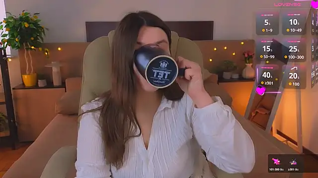 دردشة Viola__Shy الجنسية المباشرة