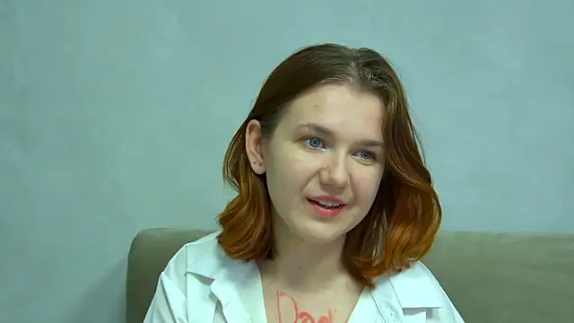 دردشة LessySmith الجنسية المباشرة