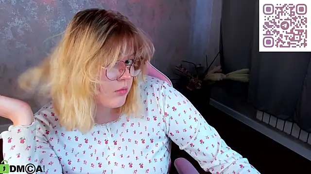 luna_c0ra – Live XXX-chat