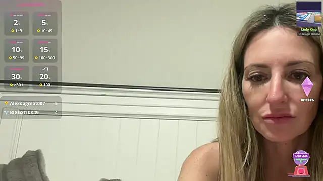 ariestarlight's Webcam Show