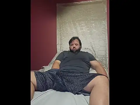 Strongbutgentle36 Show in webcam