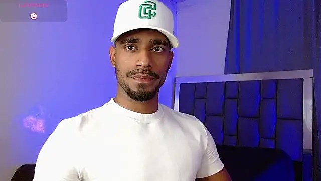 Christian_thor Live XXX Chat