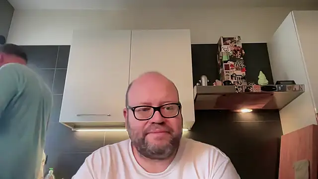 theitalianbear live XXX chat