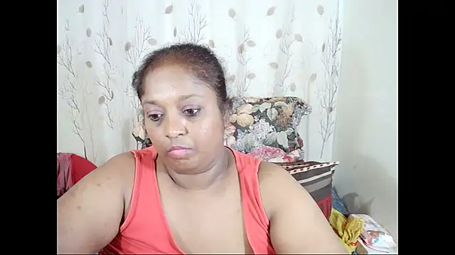 Indiantasha's Live XXX Chat