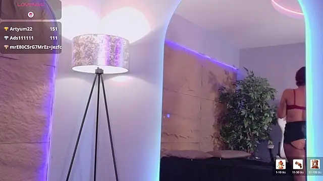 Czat XXX na żywo – Osiriss_