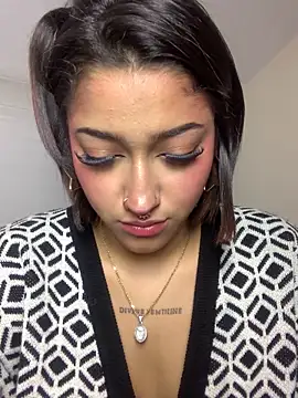 Chat +18 de LilithMonette ao vivo